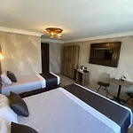 Insta Karakoy Aparthotel