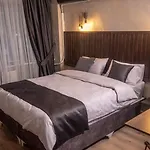 Insta Karakoy Aparthotel 4*